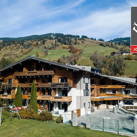 By Alps * Saalbach-Hinterglemm