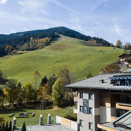 Aparthotel By Alps Saalbach-Hinterglemm