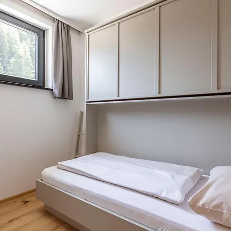 By Alps Aparthotel